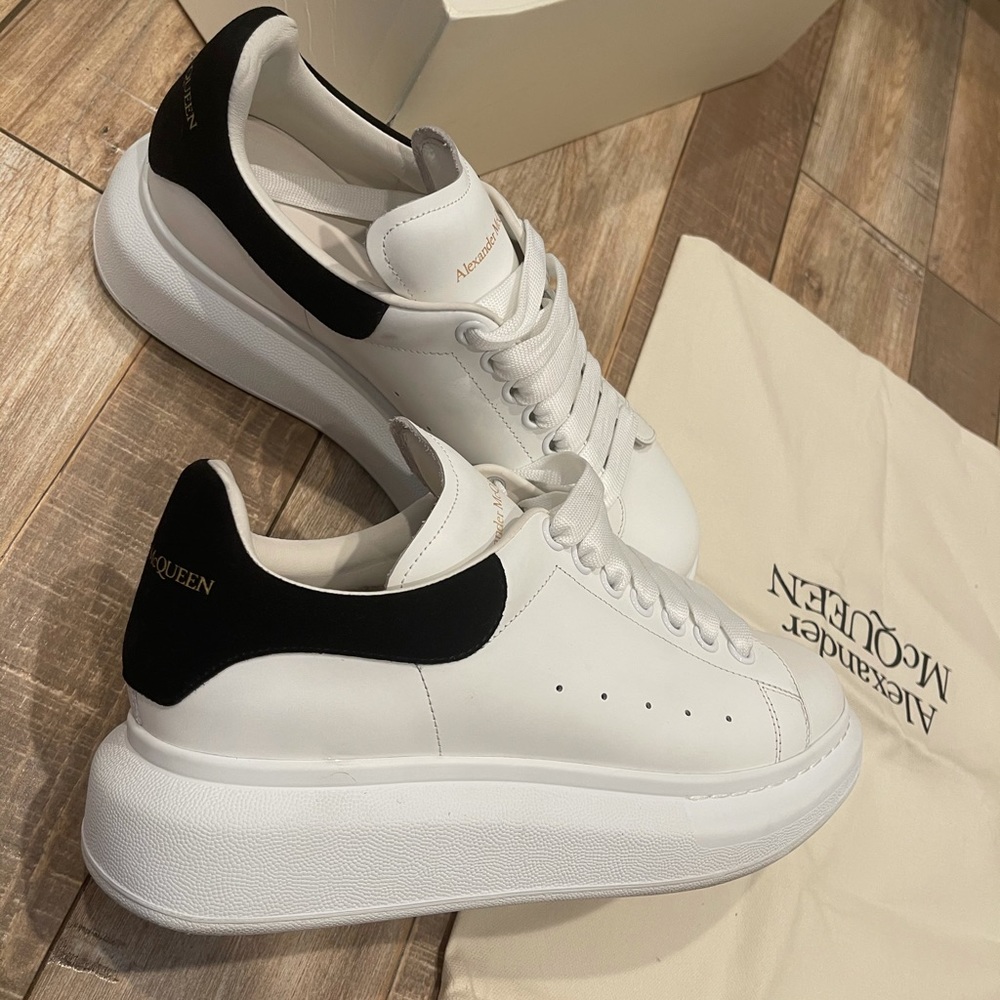 Alexander McQueen Sneakers Size 40